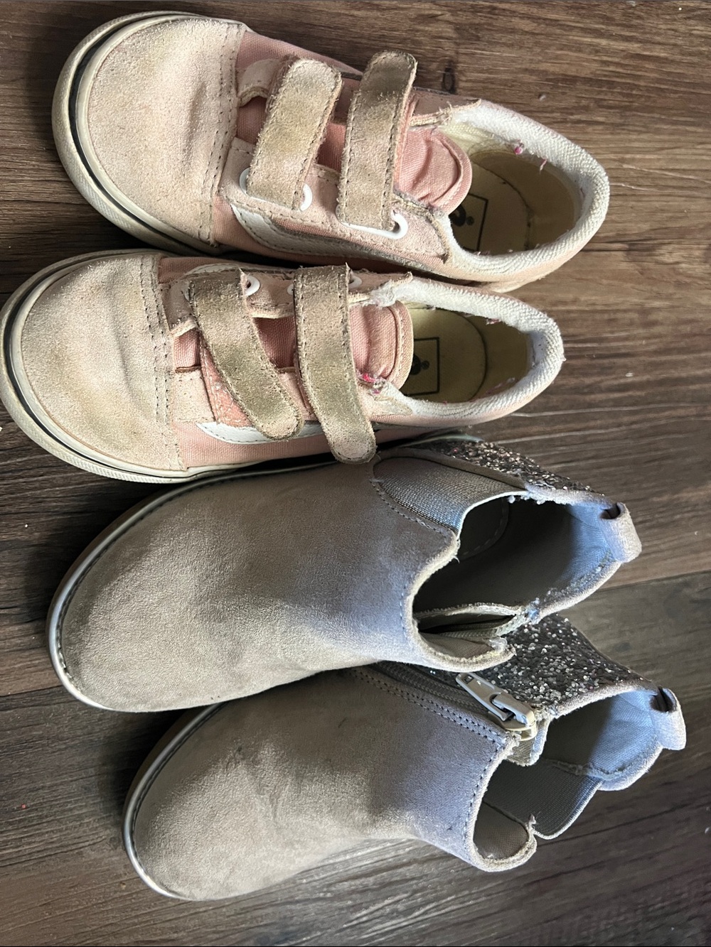 Kids Pink Suede Velcro Sneakers by